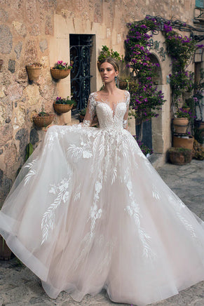 "Enchanting Abernathy Illusion Lace A-Line Tulle Wedding Dress - Your Dream Gown Awaits!"