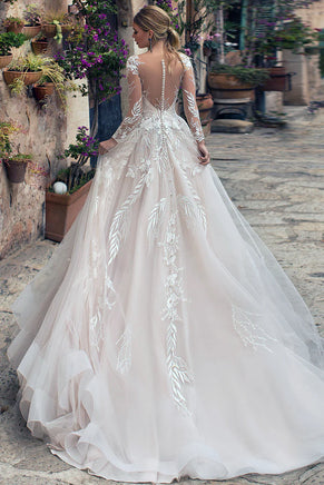 "Enchanting Abernathy Illusion Lace A-Line Tulle Wedding Dress - Your Dream Gown Awaits!"