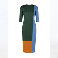 Color Block Pleated Dress