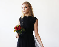 BLUSHFASHION - Original Black Tulle and Lace Sleeveless Maxi Gown #1145