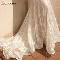 2023 Hot Sale Sleeveless Illusion O-Neck Mermaid Wedding Dress Elegant Button Back Court Train Embroidery Appliques Bridal Ball