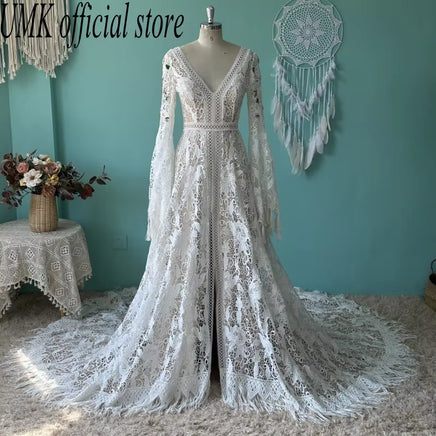 Vintage Tassel Bohemia Wedding Dress Lace Flared Sleeves Unique Boho V Neck Backless Front Split Beach Bridal Gowns