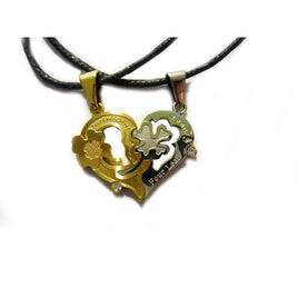 Pair of necklaces with heart and clover - Gold and Silver Color