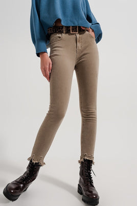 Raw Hem Skinny Jeans in Beige