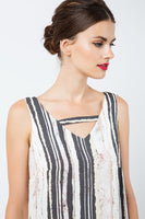 CONQUISTA FASHION - Original Sleeveless Striped v Neck Dress