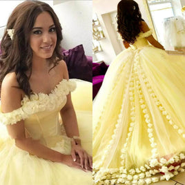 Original Elegant Yellow Quinceanera Dresses Off the Shoulder 3D Floral Appliques Ball Gowns 2019 New Arrival Sweet 16 Dress Cheap Prom